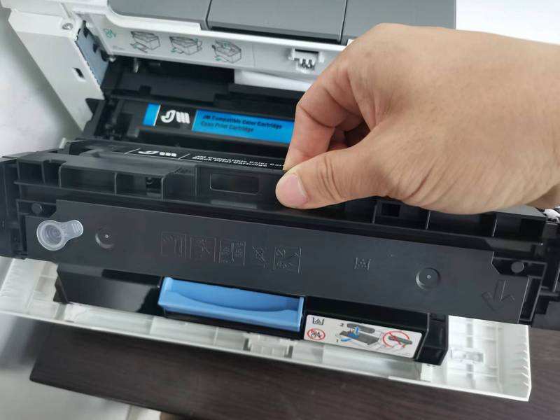 关于惠普1020打印机墨盒怎么换的信息