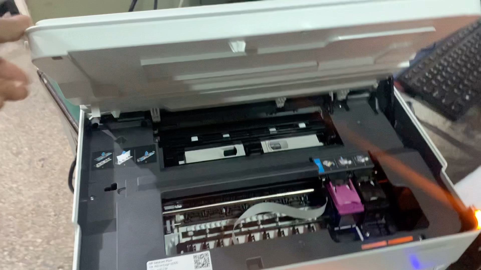 p280打印机怎么安装墨盒(hp2700打印机怎么安装墨盒)