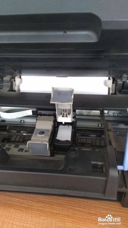 如何更换打印机墨盒视频(如何更换打印机墨盒视频教学)